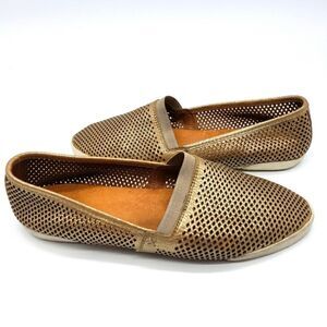 Frye Melanie perf slip on size 8.5 Cognac